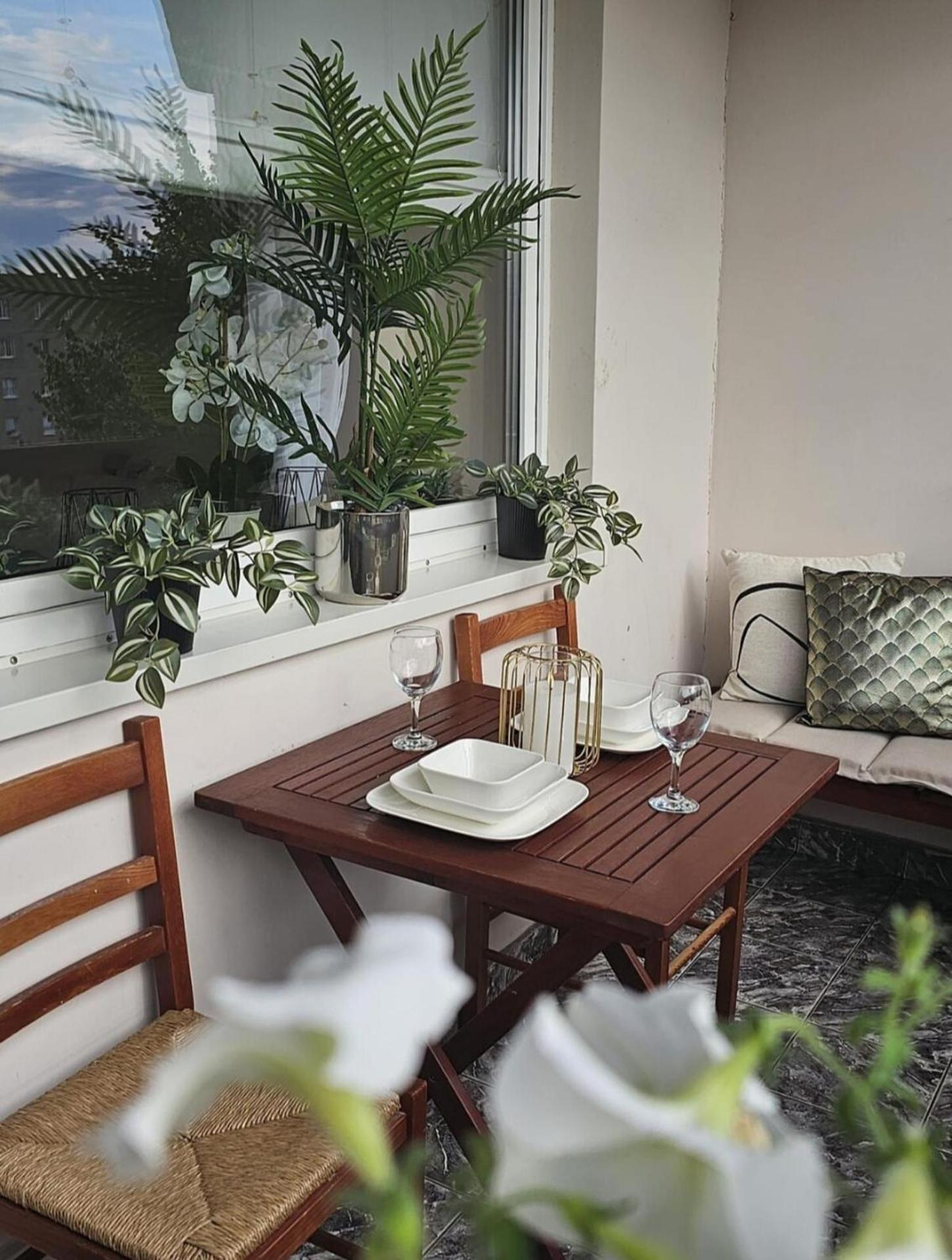 Apartment In Zyrardow 10Min To Suntago Eksteriør billede